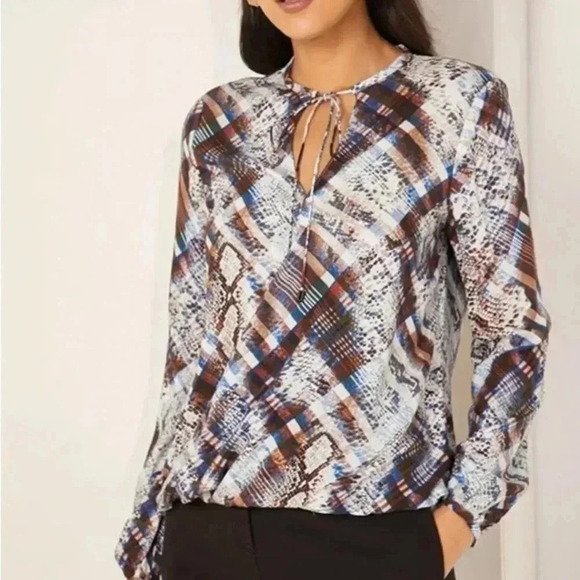Ted Baker London Tops - Ted Baker Top Women's 1 Lyzaa Quartz Printed Neck Tie Blouse Long Sleeve